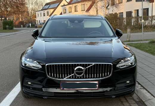 Volvo MHEV 2.0 B4 Momentum Pro Geartronic