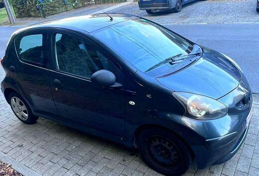 Toyota Aygo Black