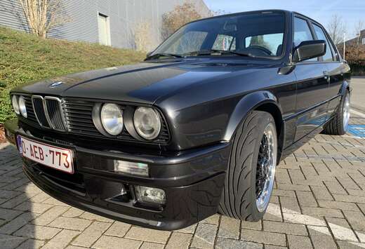 BMW BMW 320i E30 M-tech II