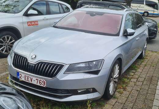 Skoda FULL OPTION Superb SW 1.8 TSI Style