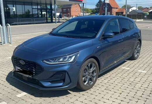 Ford Focus 1.0 EcoBoost ST-Line X