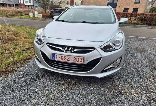 Hyundai Style premium pack