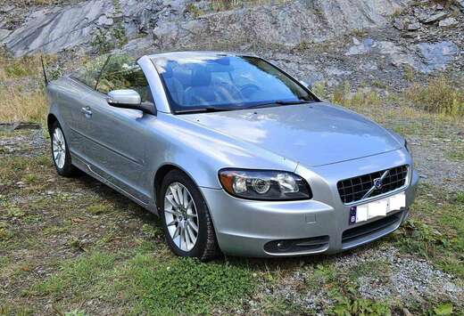 Volvo C70+Cabrio+2.0+Turbo+-+D+Momentum