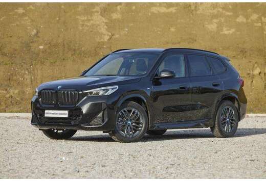 BMW iX1 xDrive30