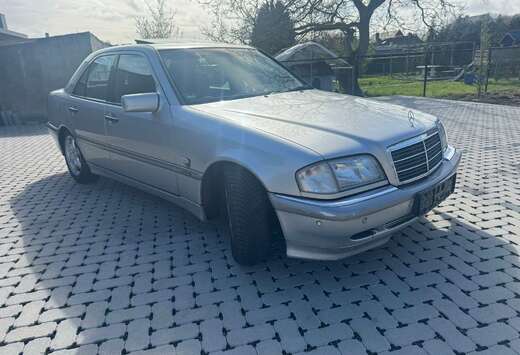 Mercedes-Benz C 240 Elegance