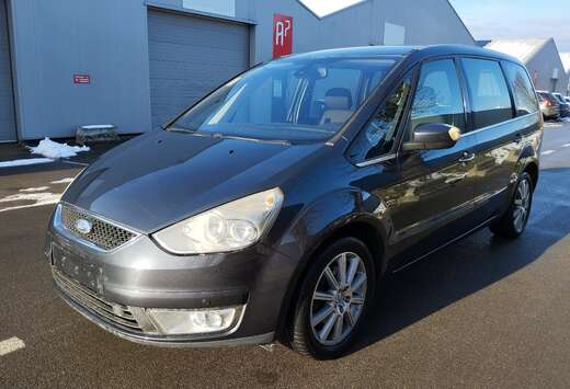 Ford 2.0 TDCi Ghia 7Places airco