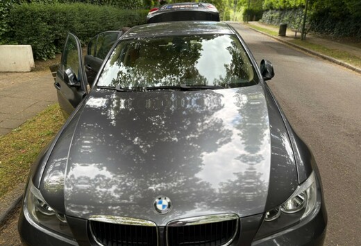 BMW 320i  - 86.300 km
