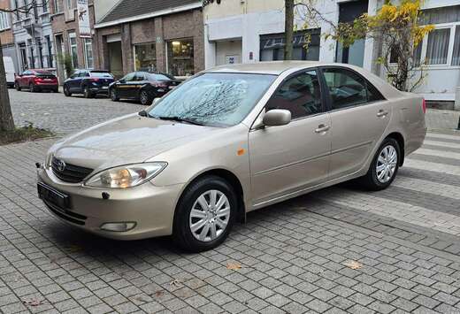 Toyota Camry 2.4i VVT-i 16v