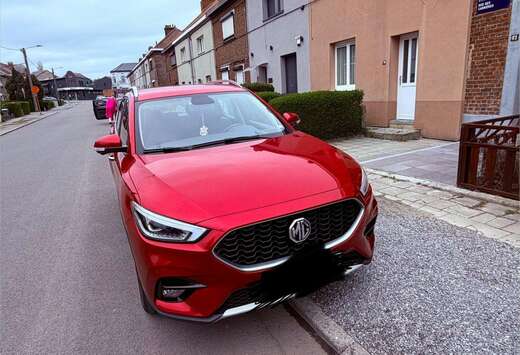 MG 1.0 T-GDi Luxury AT