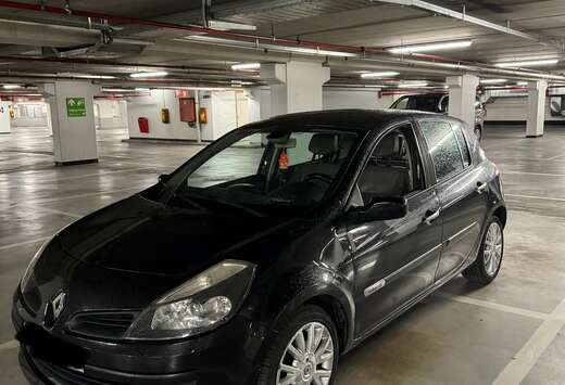 Renault 1.2 TCE Initiale PARIS