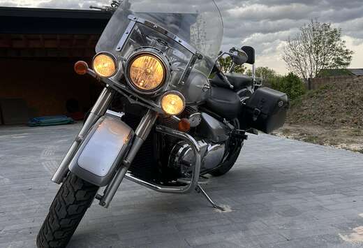 Suzuki Chrome, Bagage Lateral Cuir, Valise Arrière C ...