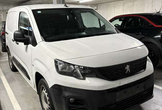 Peugeot 1.6 BlueHDi L2H1 Premium Pack 121 S/S