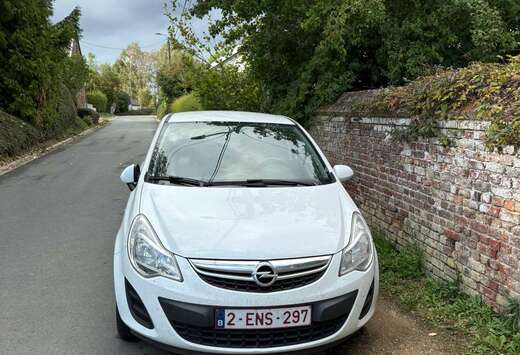 Opel 1.0i Essentia