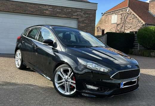 Ford Focus 1.5 EcoBoost ST Line