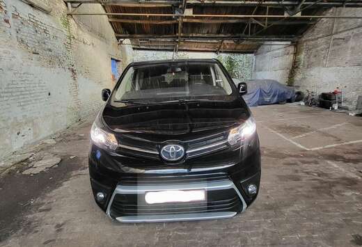 Toyota Toyota Proace Verso 2.0 diesel 8 places