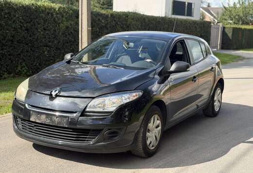Renault 1.6i Expression