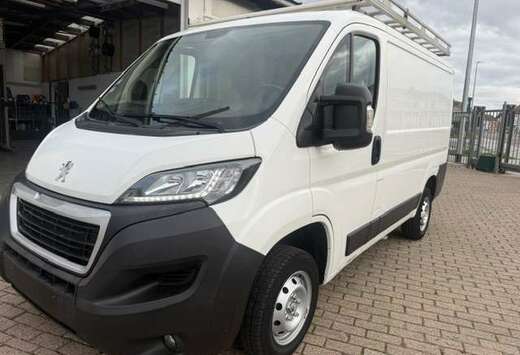 Peugeot L1H1,GPS, airco, caméra, régulateur vitesse ...