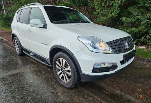 SsangYong 2.0 RX200e-Xdi 4WD Sapphire 7 Pls