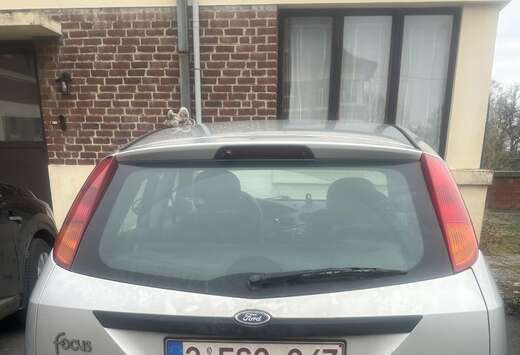 Ford 1.6i SE 16v Trend