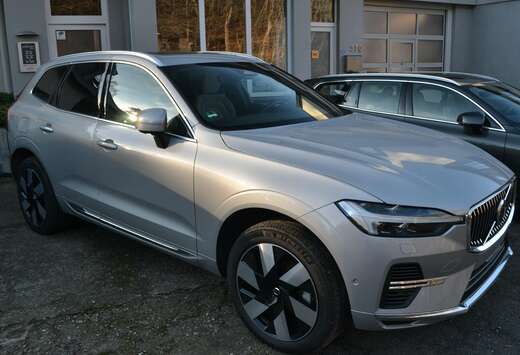Volvo XC60 2.0 T6 PHEV  MODEL 2025 Essential Bright