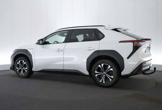 Toyota 71 kWh Dynamic Business LED GPS PDC CAM Keyles ...