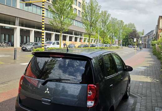 Mitsubishi 1.3 Automatik Intense
