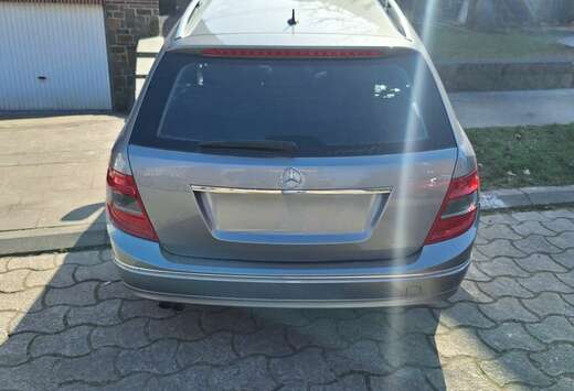 Mercedes-Benz T CDI DPF (BlueEFFICIENCY)