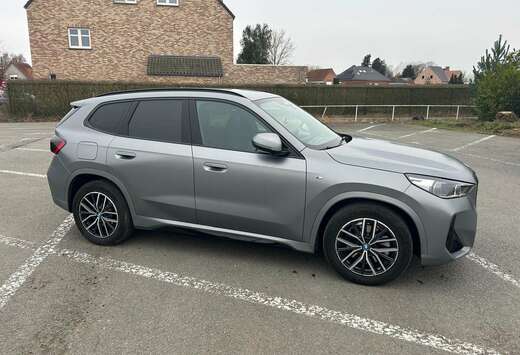 BMW X1 PHEV 1.5iA xDrive30e (240 kW)