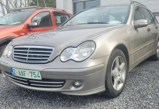 Mercedes-Benz CDI wordt GEKEURD AIRCO GPS PDC 2007