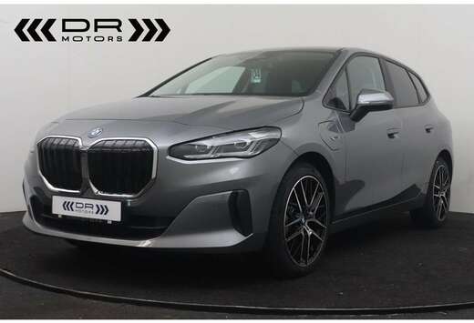 BMW xe xDrive ACTIVE TOURER - NAVIGATIE - LED - DAB -