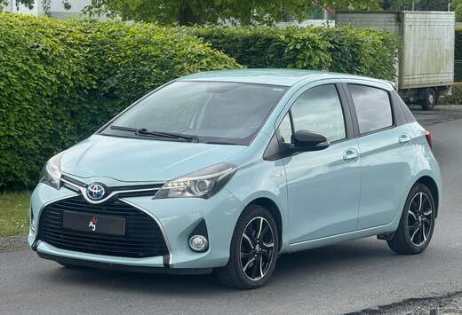 Toyota 1.5 HYBRID AQUA SERIE // GARANTIE