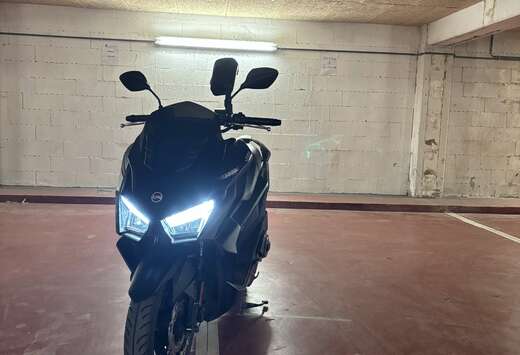 SYM Jet X 125cc – Full Black – Excellent état