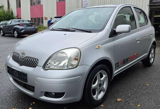 Toyota Yaris 1.3i VVT-i 16v Linea Sol