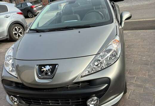 Peugeot 207 CC 1.6i 16v