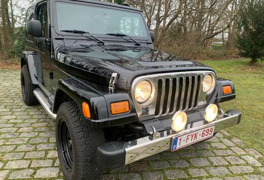 Jeep 2.5i Sport