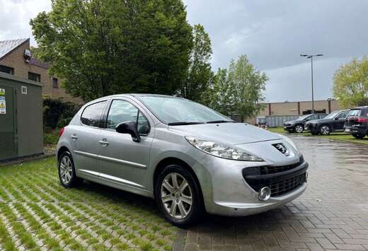 Peugeot 120 Automatik Sport