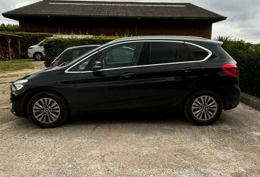 BMW Active Tourer 218iA Luxury line X1