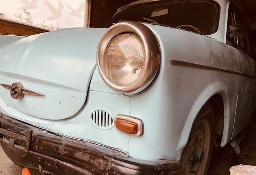 Trabant Sedan Blauw