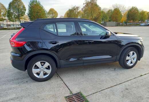 Volvo XC40 2.0 B3 MHEV Essential DCT
