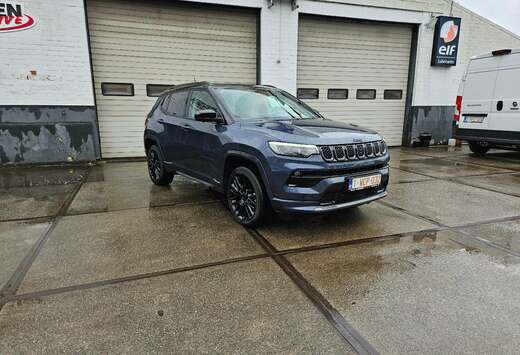 Jeep 4Xe S Plug in hybride