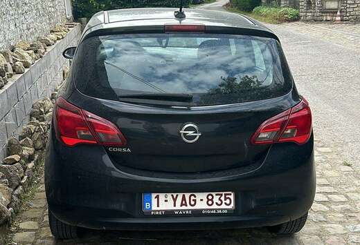 Opel Corsa 1.4i Black Edition