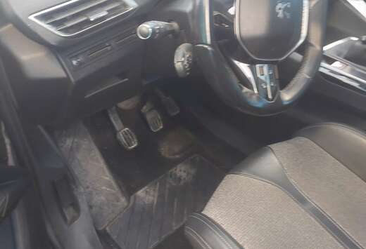 Peugeot 3008 1.2 PureTech Allure
