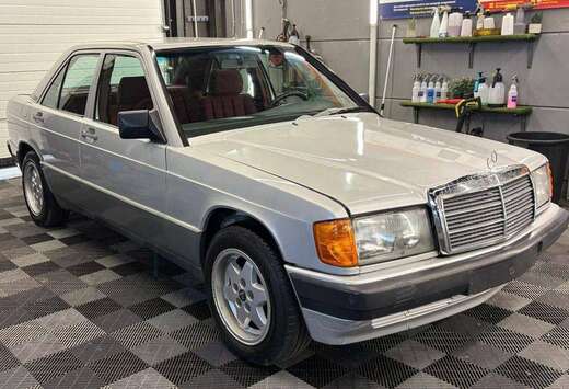 Mercedes-Benz Benzine AUTOMATIQUE bj. 1988 178000km O ...