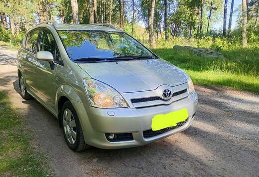 Toyota 130 VVT-i 7pl Linea Sol