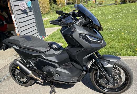 Honda Full Black