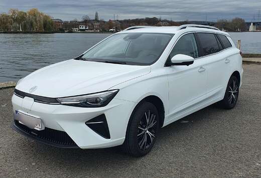 MG e-MG5 61 kWh Long Range Luxury TVA Deductible