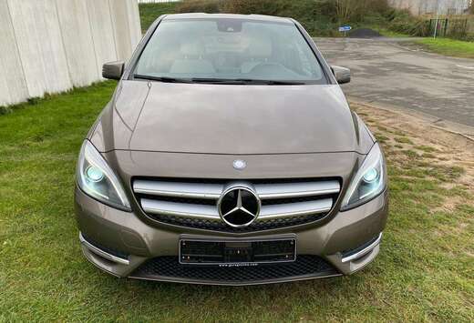 Mercedes-Benz B 200