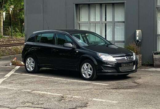 Opel Astra H 1.6i Sport