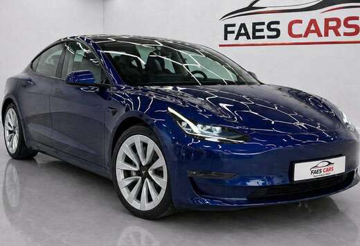 Tesla Model 3 78 kWh AWD  (366 kW)