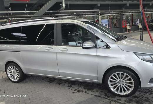 Mercedes-Benz (BlueTEC) d lang 4Matic 7G-TRONIC Editi ...